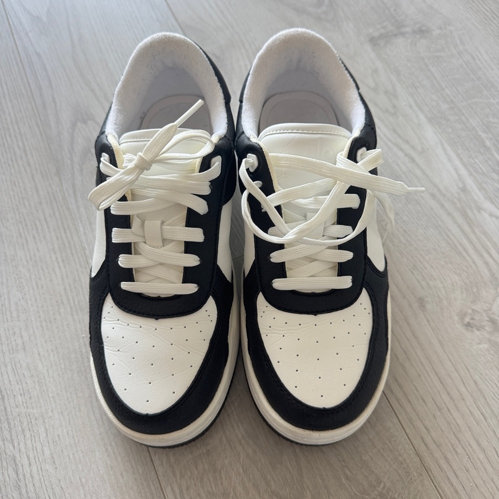 ALO Recovery Sneaker - Sz 7.5
